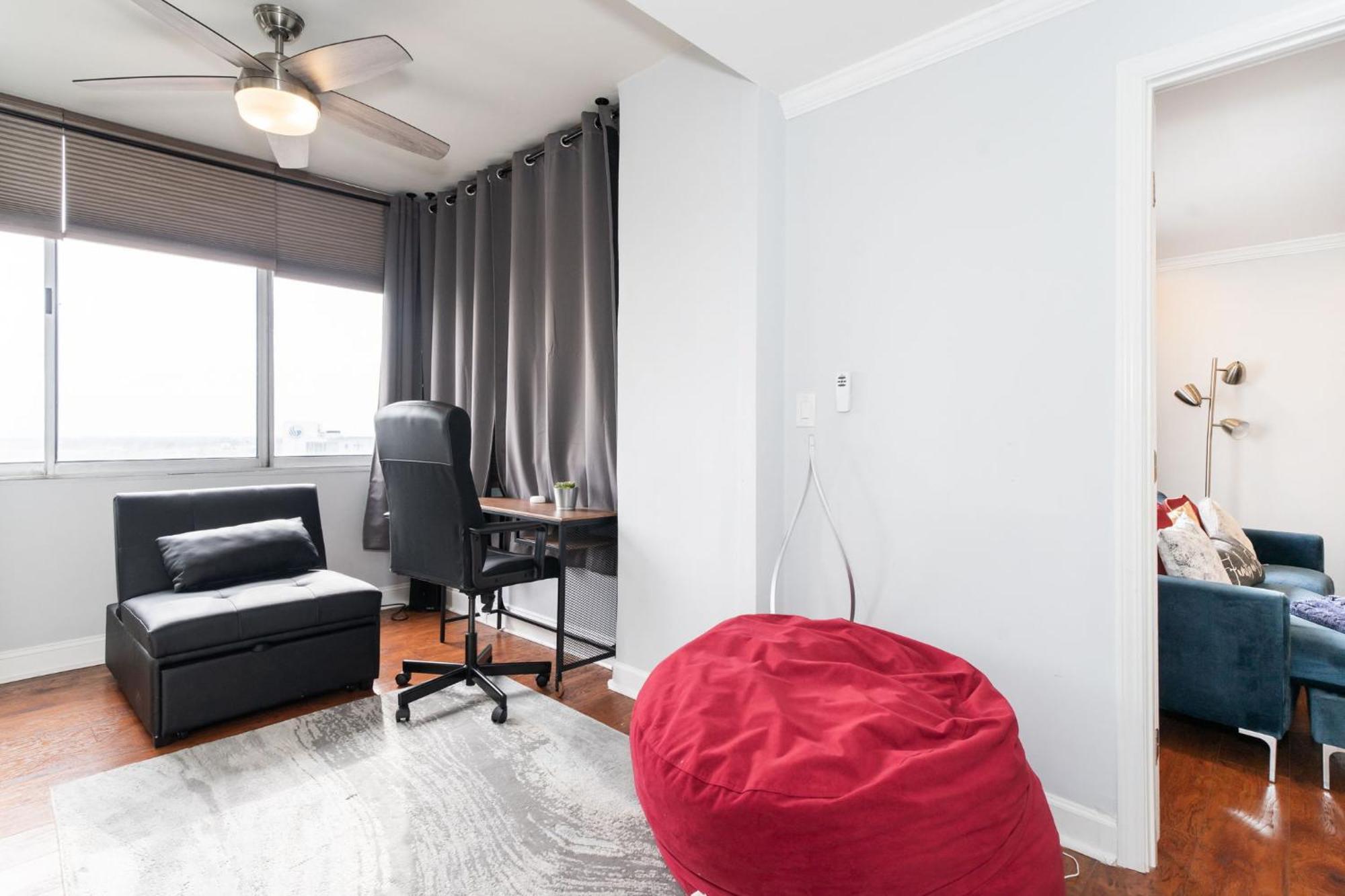 21Floor-Renovated 2Br,1Bath King And Queen Bed And Parking أتلانتا المظهر الخارجي الصورة