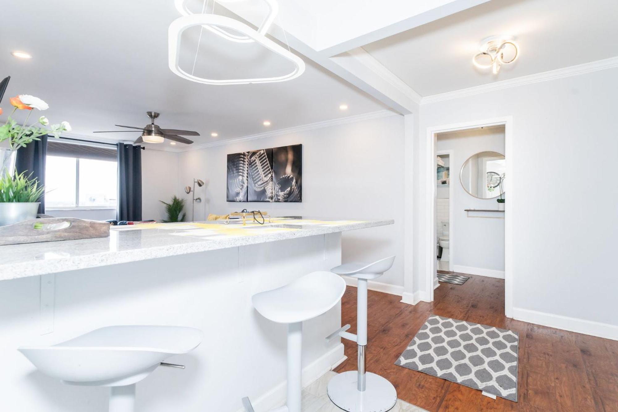 21Floor-Renovated 2Br,1Bath King And Queen Bed And Parking أتلانتا المظهر الخارجي الصورة